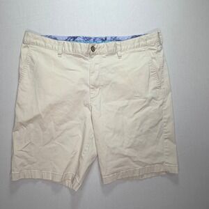 Tommy Bahama Men's Beige Shorts Size 38 Casual Chino‎ Flat Front Palm Tree
